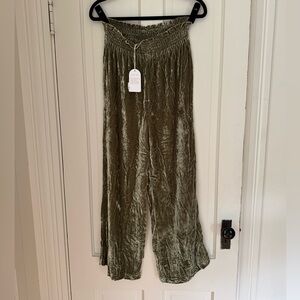 NWT Louise Misha Olivia Wide Leg Crushed Velvet Pants Sage Green M